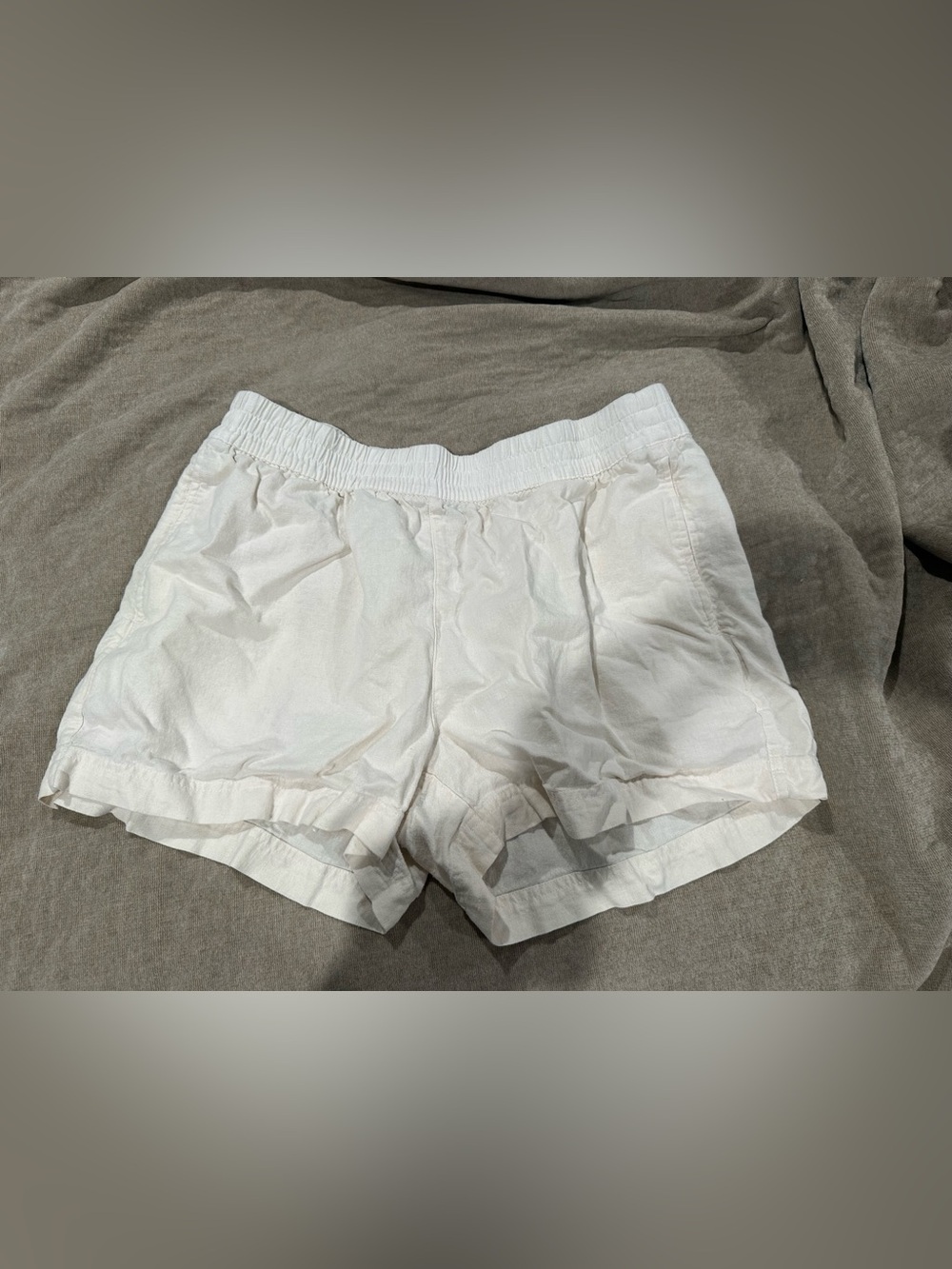Old Navy Cream Linen Short Large